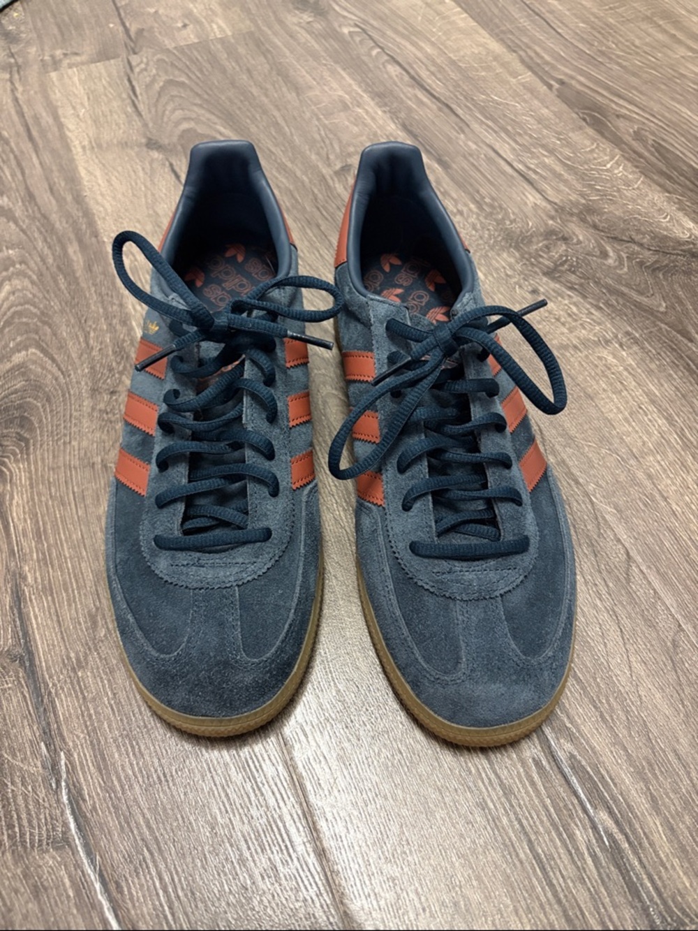 NWOT Men's Adidas size 9.5